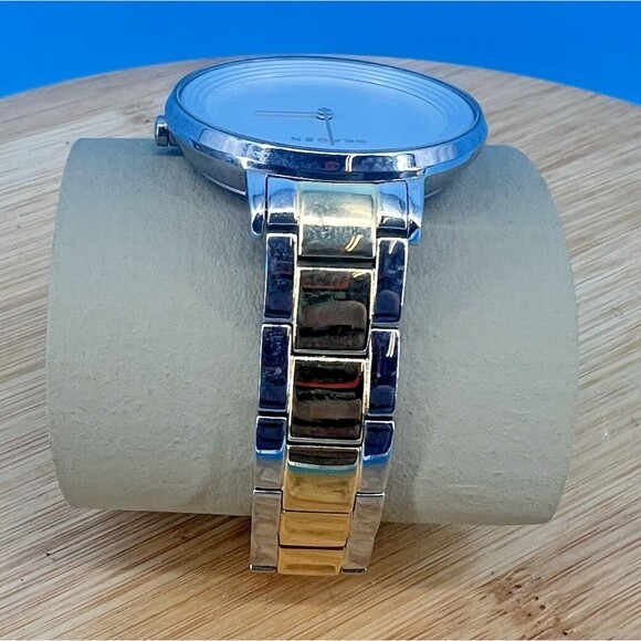 Skagen Ditte Silver Dial Two-tone Stainless Steel Ladies Watch SKW2339 Needs Bat - Picture 5 of 7